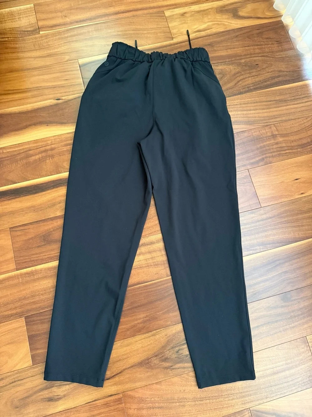 Lululemon Stretch High-Rise Jogger Full Length Black Size 6 Luxtreme